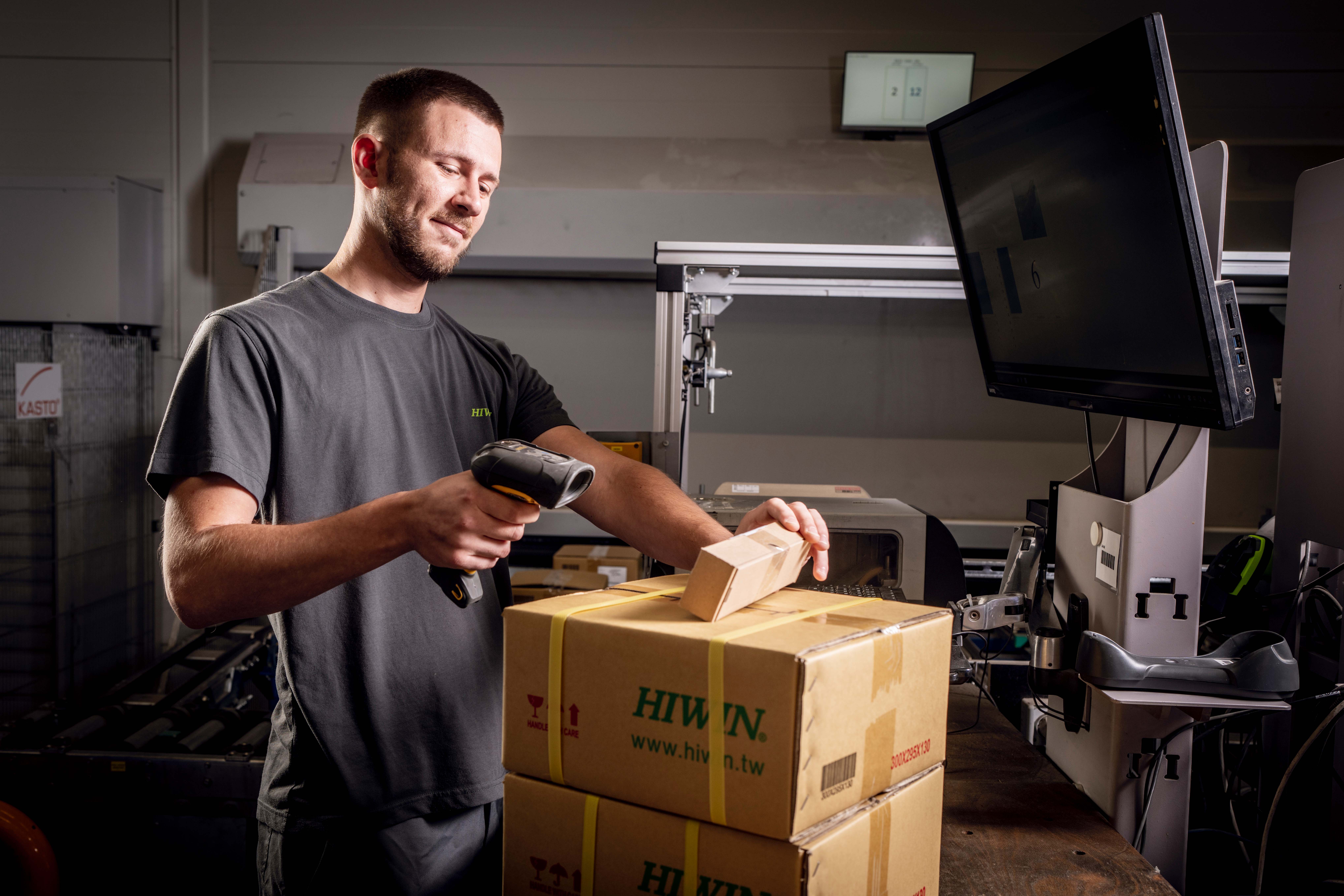 Warehouse clerk (m/f/d)